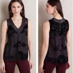 Meadow Rue size small lacey top